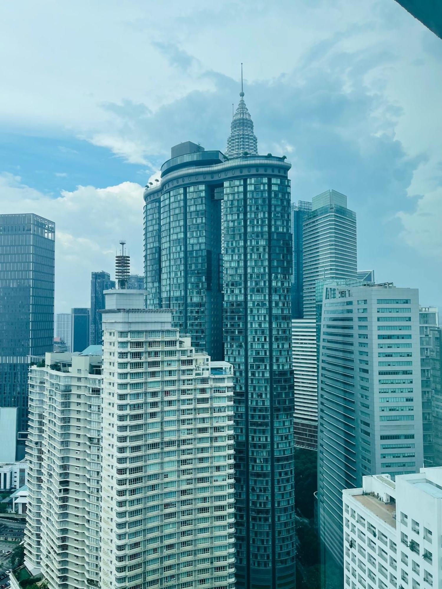 Vortex Suites Klcc By Yashrib Куала-Лумпур Экстерьер фото